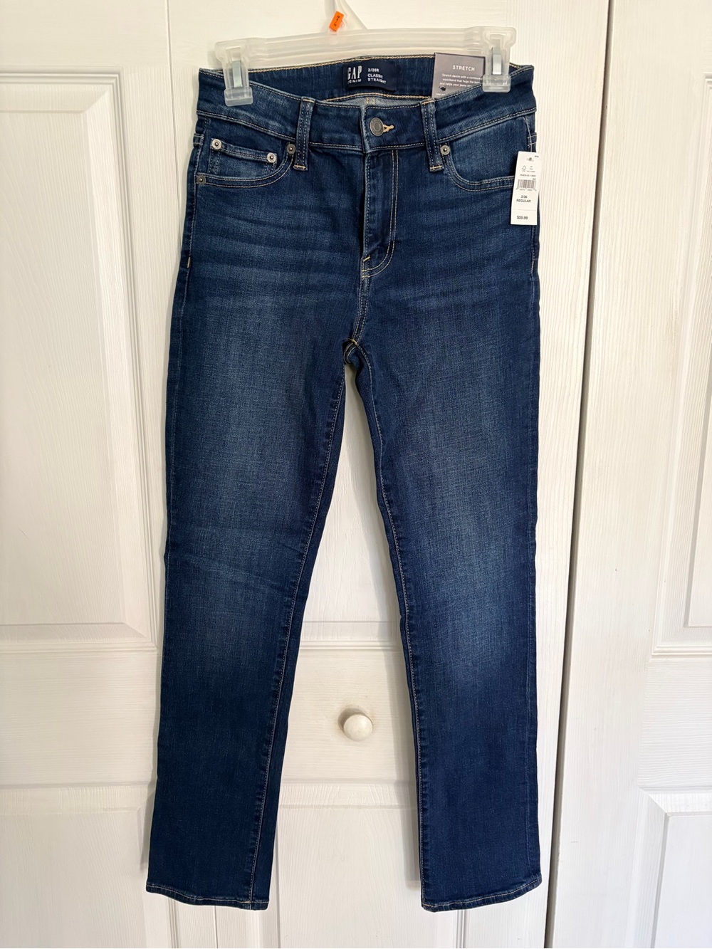 GAP Women's Dark Blue Stretch Straight jeans